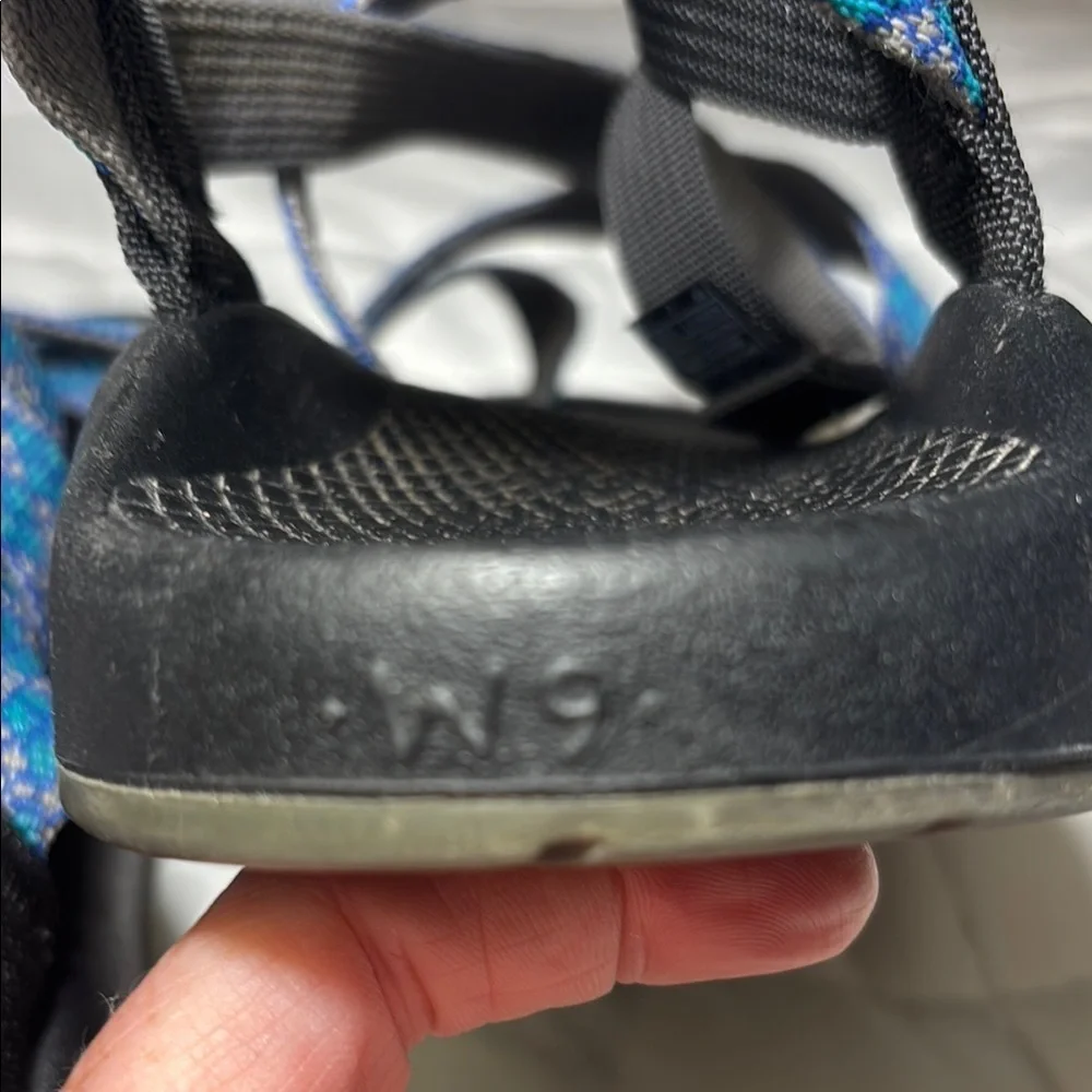 Chaco Z2 Yampa Vibram sandals Black Sandals with Blue Patterned Straps - Picture 6 of 14